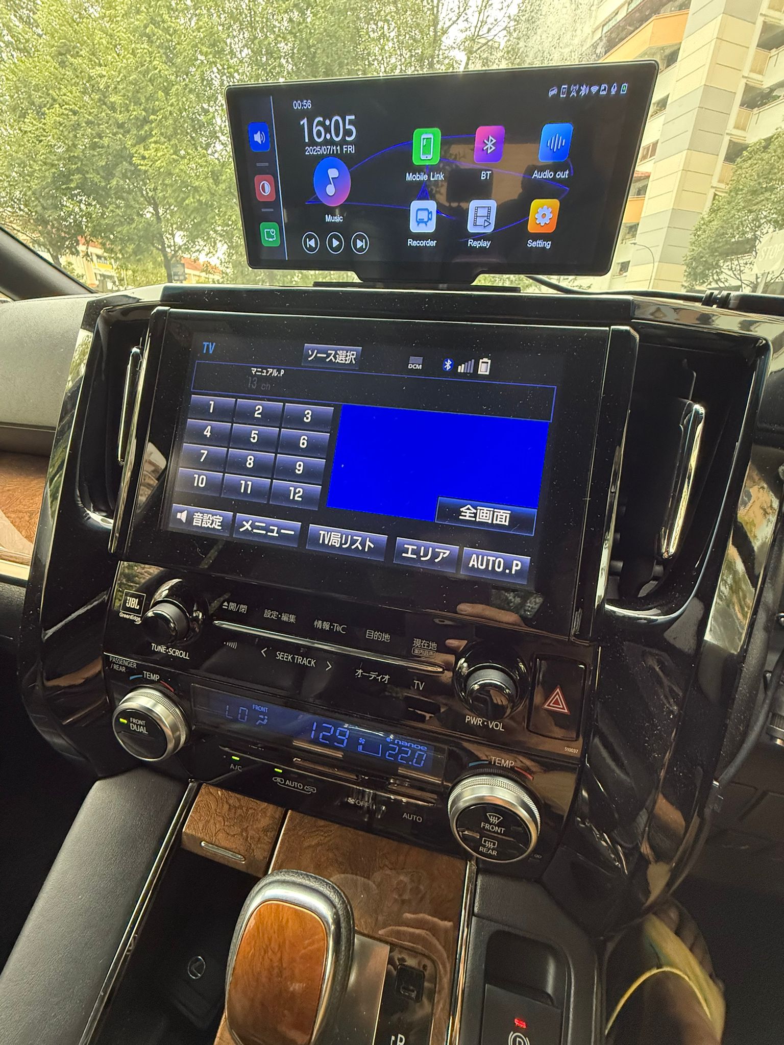 TOYOTA VELLFIRE Executive Lounge 3.5A - Image 10