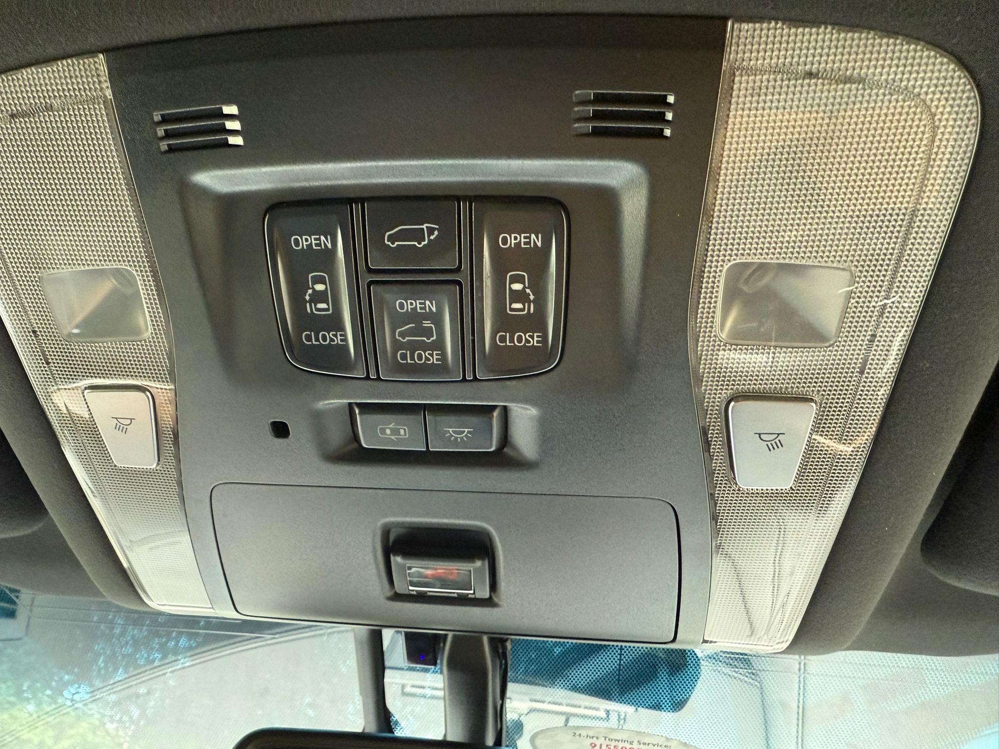 TOYOTA VELLFIRE Executive Lounge 3.5A - Image 11