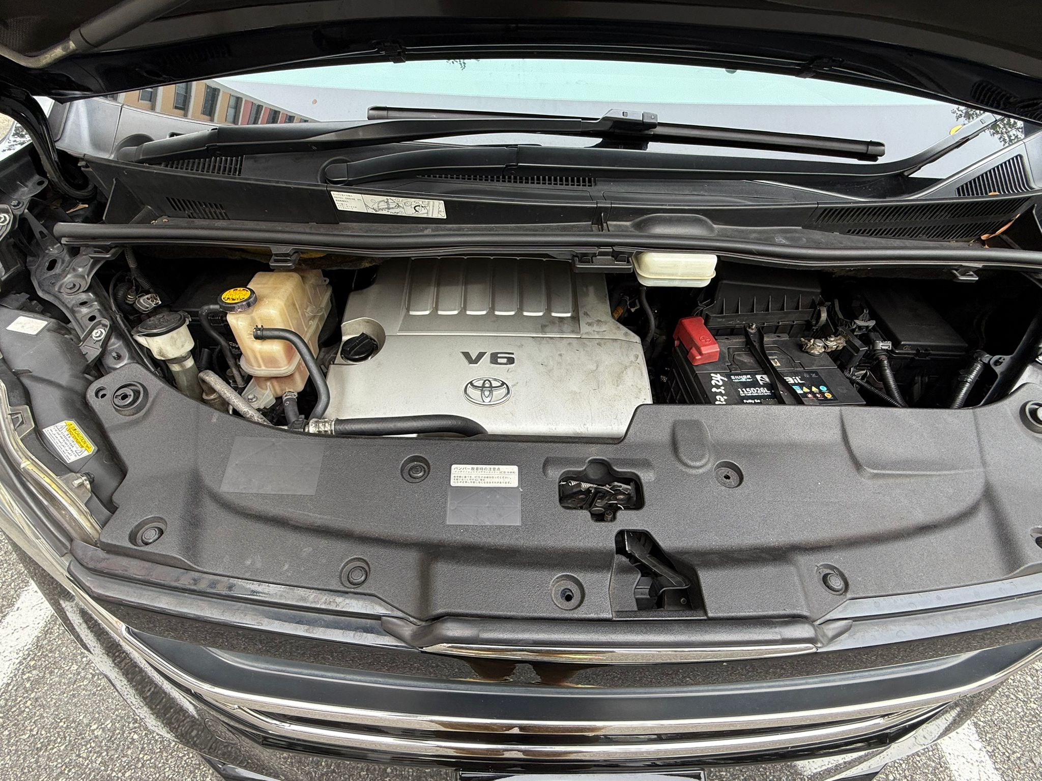 TOYOTA VELLFIRE Executive Lounge 3.5A - Image 3